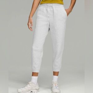 Lululemon Loungeful High-Rise Cropped Jogger Heathered Ultra Light Grey Size 2